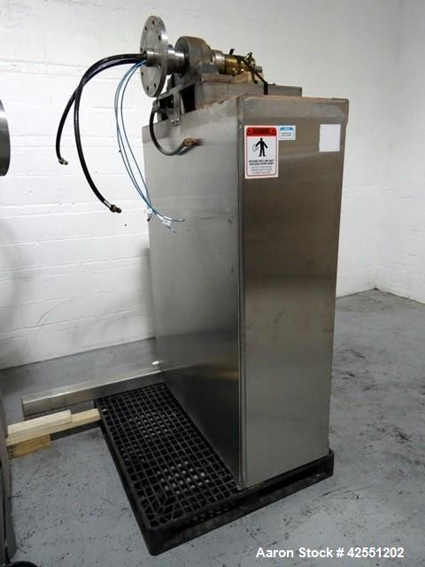 Used Tote Systems tote blender, 304 stainless steel construction, 79 cu ft(2500 liter) capacity, on stainless steel stands with 20 hp, 230/460 volt motor drive thru Sumitomo gear box with 76:1 gear b...