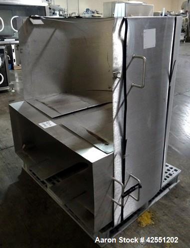 Used Tote Systems tote blender, 304 stainless steel construction, 79 cu ft(2500 liter) capacity, on stainless steel stands with 20 hp, 230/460 volt motor drive thru Sumitomo gear box with 76:1 gear b...