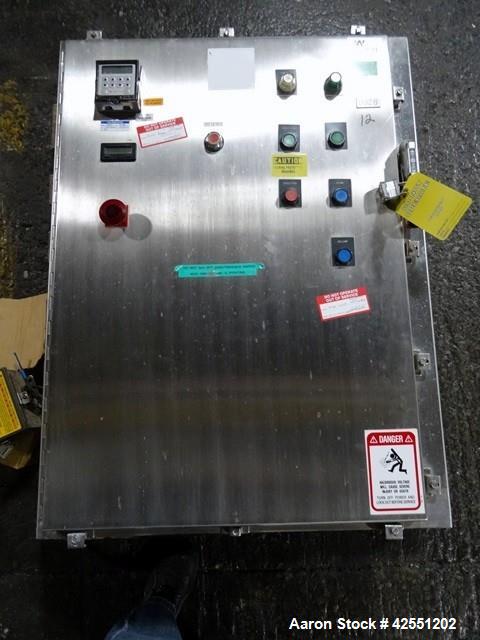 Used Tote Systems tote blender, 304 stainless steel construction, 79 cu ft(2500 liter) capacity, on stainless steel stands with 20 hp, 230/460 volt motor drive thru Sumitomo gear box with 76:1 gear b...