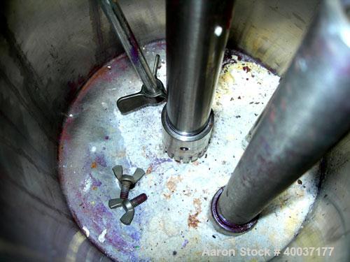 Used Used: Kinematica Polytron lab size homo mixer, model PTDEX, stainless steel. Jacketed bowl 8" diameter x 9" deep. Driven by a 2hp,3/60/230/460 volt, 3520 rpm motor.