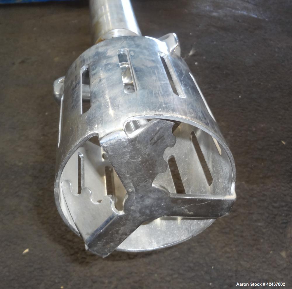 Used Admix Rotosolver High Shear Disperser/Dissolver, Model 200RS133. Approximate 2-1/2" diameter 316 stainless steel shaft with a 5.25" diameter mixing head, maximum batch size 400 gallon. Driven by...