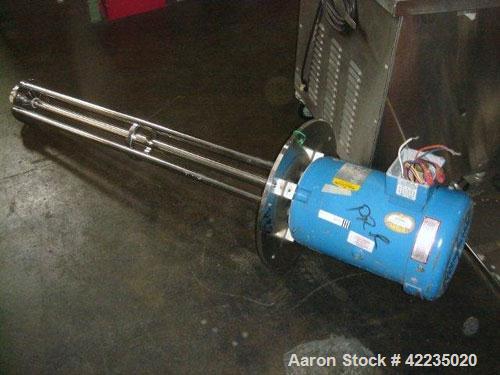 Used Silverson Batch Mixer Emulsifier, Model FX60, Stainless Steel. Speed range 3600 rpm, batch range 40 to 320 gallon, approximately 41" long shaft. Driven by a 7-1/2 hp motor.