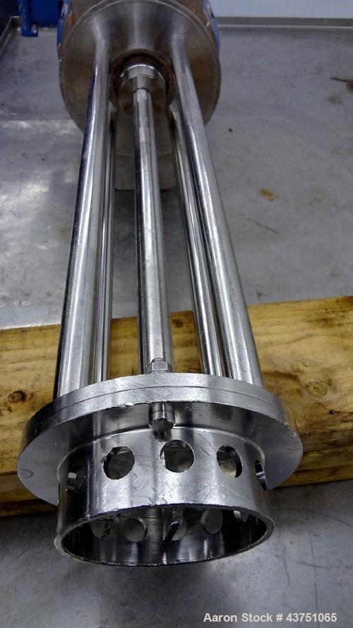 Used Silverson Batch Mixer Emulsifier, Model FX60, 316 Stainless Steel. Speed range 3600 rpm, batch range 40 to 320 gallon, approximately 20-1/2” long shaft. Driven by a 7-1/2hp, 3/60/230/460 volt, 3...