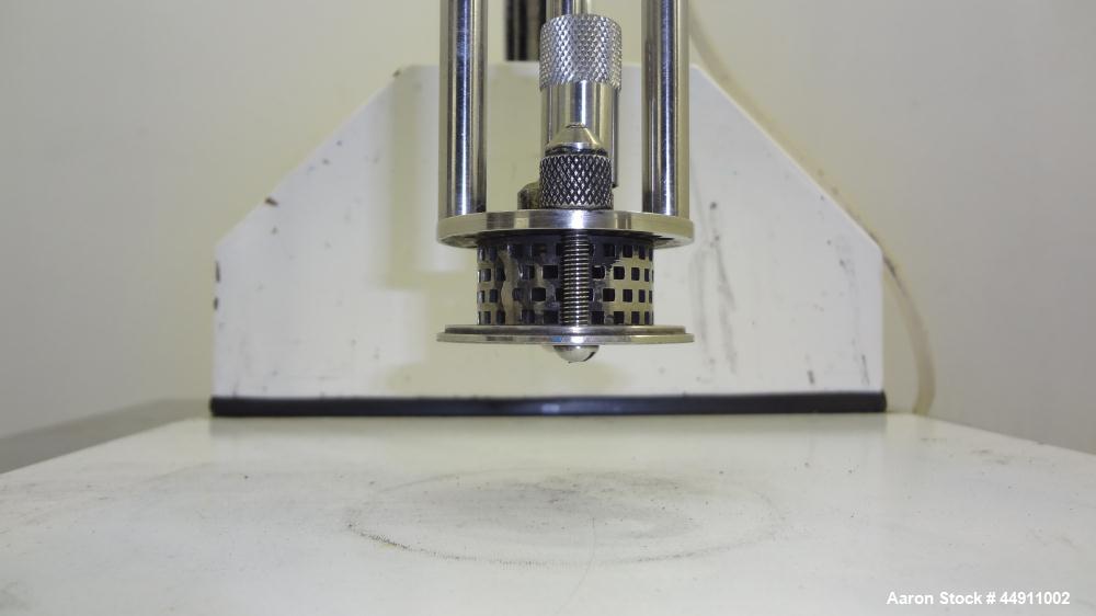 Used Silverson Laboratory Batch Mixer Emulsifier, Model L4R, 316 Stainless Steel. Nominal speed range 8000 rpm, batch range 1ml to 12 liters (0.0003 to 3.1 gallon), approximately 11-1/2" long shaft, ...
