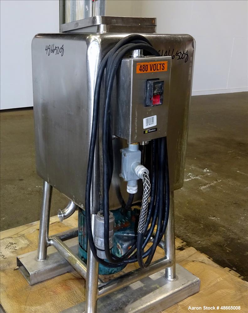 Used Norman Likwifier, 304 Stainless Steel, Approximate 17.5 Gallon, Vertical.