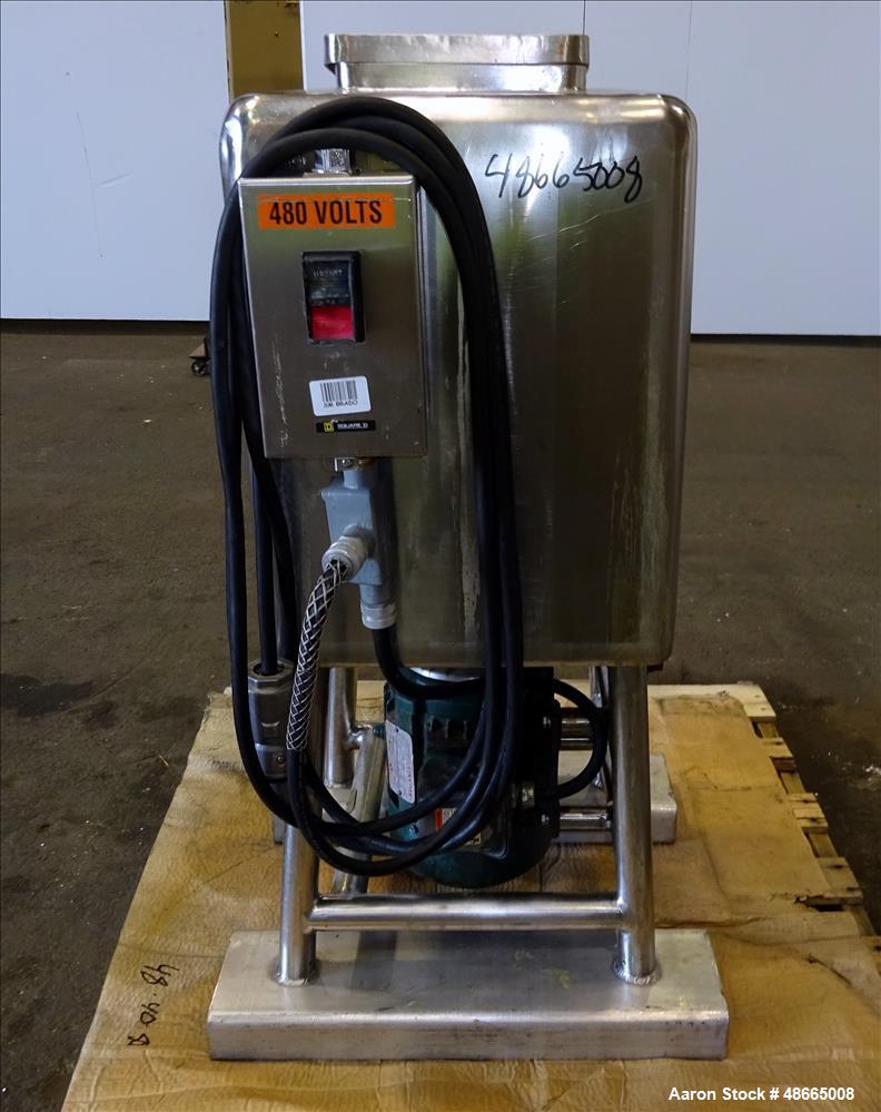 Used Norman Likwifier, 304 Stainless Steel, Approximate 17.5 Gallon, Vertical.