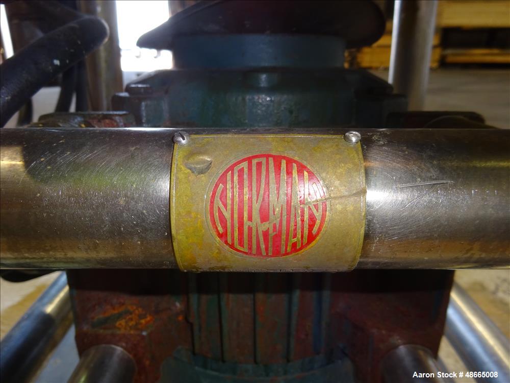 Used Norman Likwifier, 304 Stainless Steel, Approximate 17.5 Gallon, Vertical.