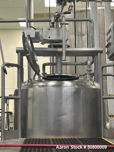 APV 300 Gallon Round Bottom Drive Jacketed Likwifier With Top Driven Scrape Agit
