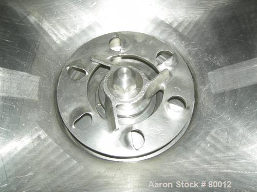 USED: APV 50 gallon vertical rectangular liquifier, 304 stainless steel. 26" wide x 26" wide x 18" straight side. 316 stainless steel blade driven by a 10 hp, 3/60/208-230/460 volt, 1760 rpm motor. T...