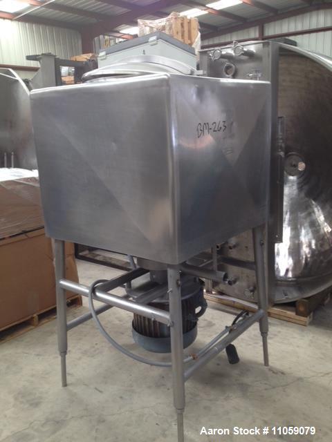 Used- Breddo 200 Gallon Likwifier, Model LDT. Pancake Style 25 hp motor, 1765 RPM. Including 12" blade and stainless steel o...