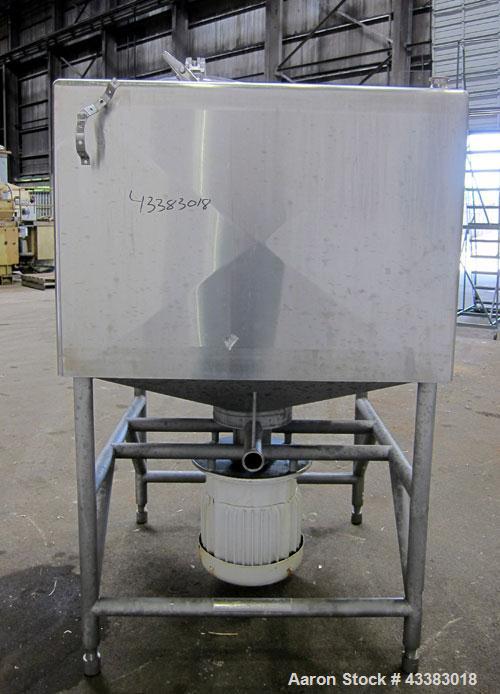 Used Breddo Likwifier, 300 Gallon, Model LDT, 304 Stainless Steel. Non-jacketed tank 48” wide x 48” long x 31” straight side. Flat top, coned bottom. Openings top 1-1/2” tri-clamp, (2) 2” tri-clamp, ...