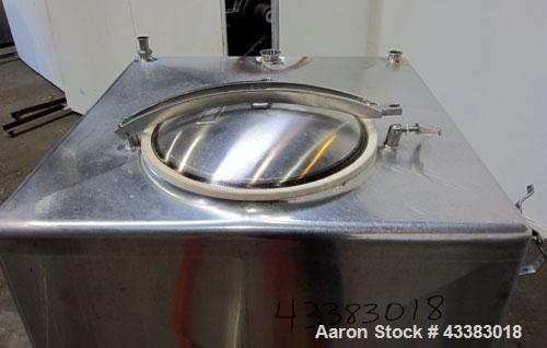 Used Breddo Likwifier, 300 Gallon, Model LDT, 304 Stainless Steel. Non-jacketed tank 48” wide x 48” long x 31” straight side. Flat top, coned bottom. Openings top 1-1/2” tri-clamp, (2) 2” tri-clamp, ...