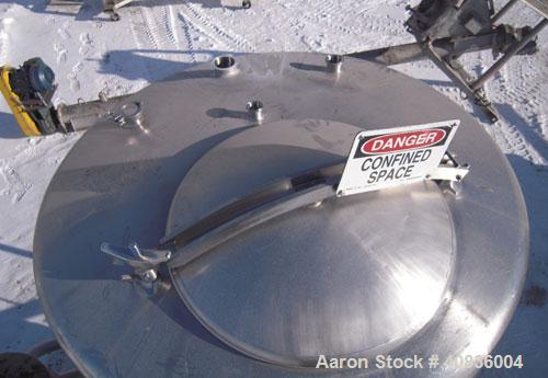 Used Breddo Likwifier, 300 Gallon, Model LOR, 304 Stainless Steel.  Non-jacketed tank 54" diameter x 30" straight side x coned bottom.  Dished top with the following openings: 1 1/2" tri-clamp, (2) 2...