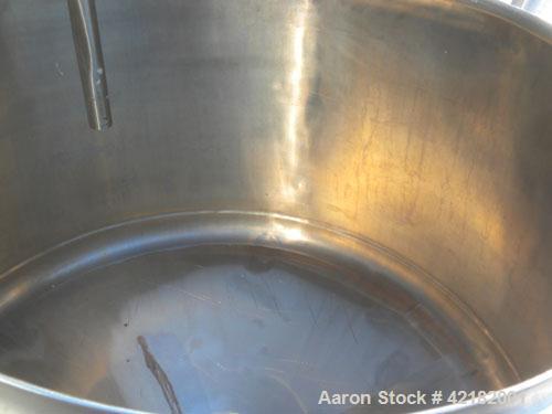 Used Breddo Likwifier, 100 Gallon, Model LOR, 304 stainless steel. Non-jacketed tank 42" diameter x 20" straight side x 18’’ coned bottom. Dished top with the following openings: 1-1/2" tri-clamp, (2...