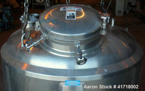 Used Walker Stainless Liquifier, 500 Gallon, model PV-Liquiverter, 316L stainless steel, vertical. Jacketed tank 52'' diameter x 60'' straight side, dished top, coned bottom. #4 Sanitary internal rat...