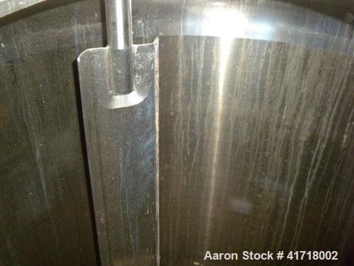 Used Walker Stainless Liquifier, 500 Gallon, model PV-Liquiverter, 316L stainless steel, vertical. Jacketed tank 52'' diameter x 60'' straight side, dished top, coned bottom. #4 Sanitary internal rat...