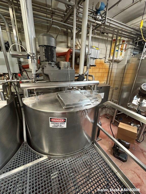 Used Walker Stainless Jacketed 500 Galon Stainless Liquifier/Multi-Motion Mixer, Model PZ-MM. 316L stainless steel. Jacket rated 120 psi at 350 degrees F. Top mounted agitator with scraper/sweep blad...