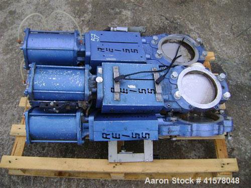 Used Stainless Steel Hosokawa Micron Conical Nauta Mixer, approximately 212 cub
