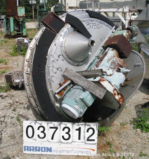 Used Nauta Mixer, ModelMBX 350, 304 Stainless Steel. 35 Cubic feet, 55" diameter x 84" straight side. Jacket top portion (water circulating only). Flat top cover, bolt down, 1/3 hinged. Bottom univer...