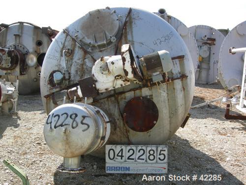 Used B.V. Nauta Mixer, 98 Cubic Feet, Type MBXU-35RWV, 316 Stainless Steel. Vacuum unit. 90" Diameter x 132" cone height. Jacketed, rated 10 psi at 212 deg F. Internal 191 psi/fv at 158 deg F. Bottom...