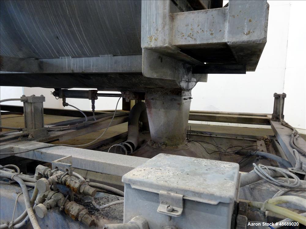 Used Davis Paddle Mixer, Approximate 220 Cubic Feet/ 600 Pounds Working Capacit