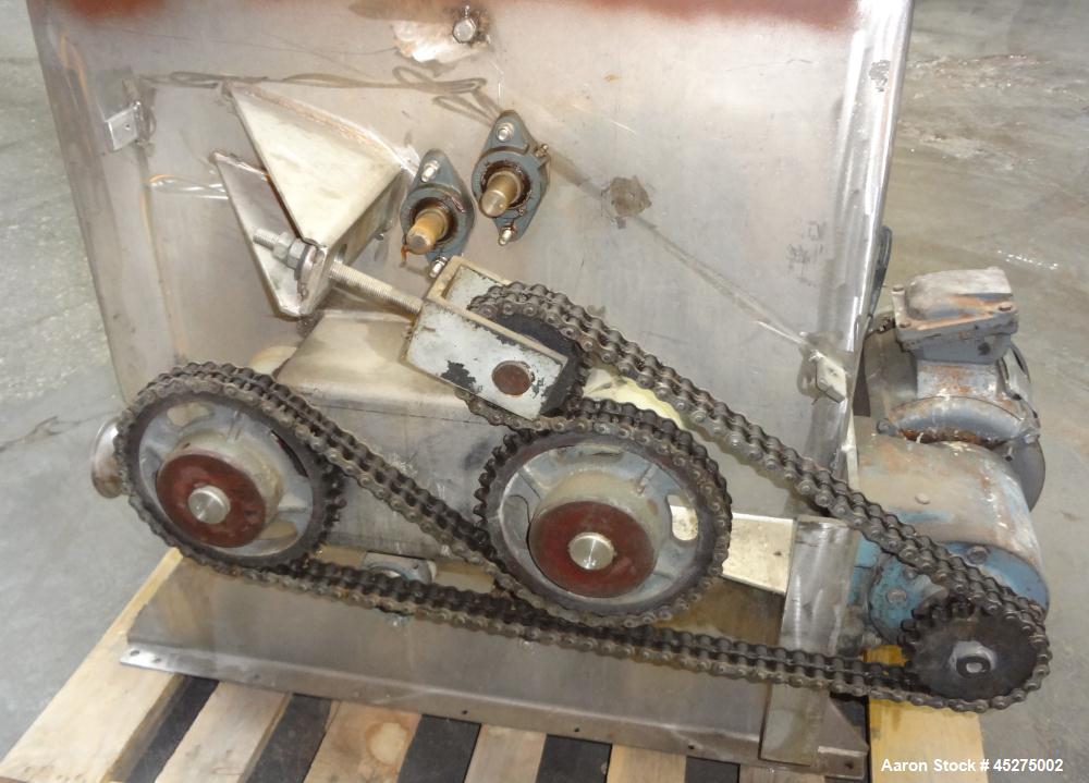 Used Stainless Steel Halvor Forberg Twin Shaft Fluidizer, 4.2 Cubic Feet, Model F-120