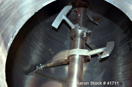 Used J.H. Day Cylindrical Paddle Mixer, 200 Cubic Feet Working Capacity, 316 Stainless Steel. 60" Diameter x 144" long. Carbon steel jacket rated 50 psi at 295 degrees F. Internal rated 50 psi at 295...