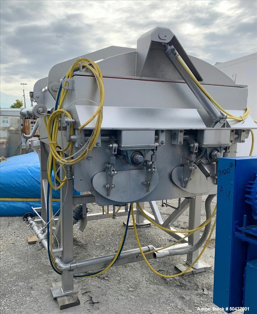 Used MTC Materials Transportation Company Multiple Agitator Vacuum Blender, Mod