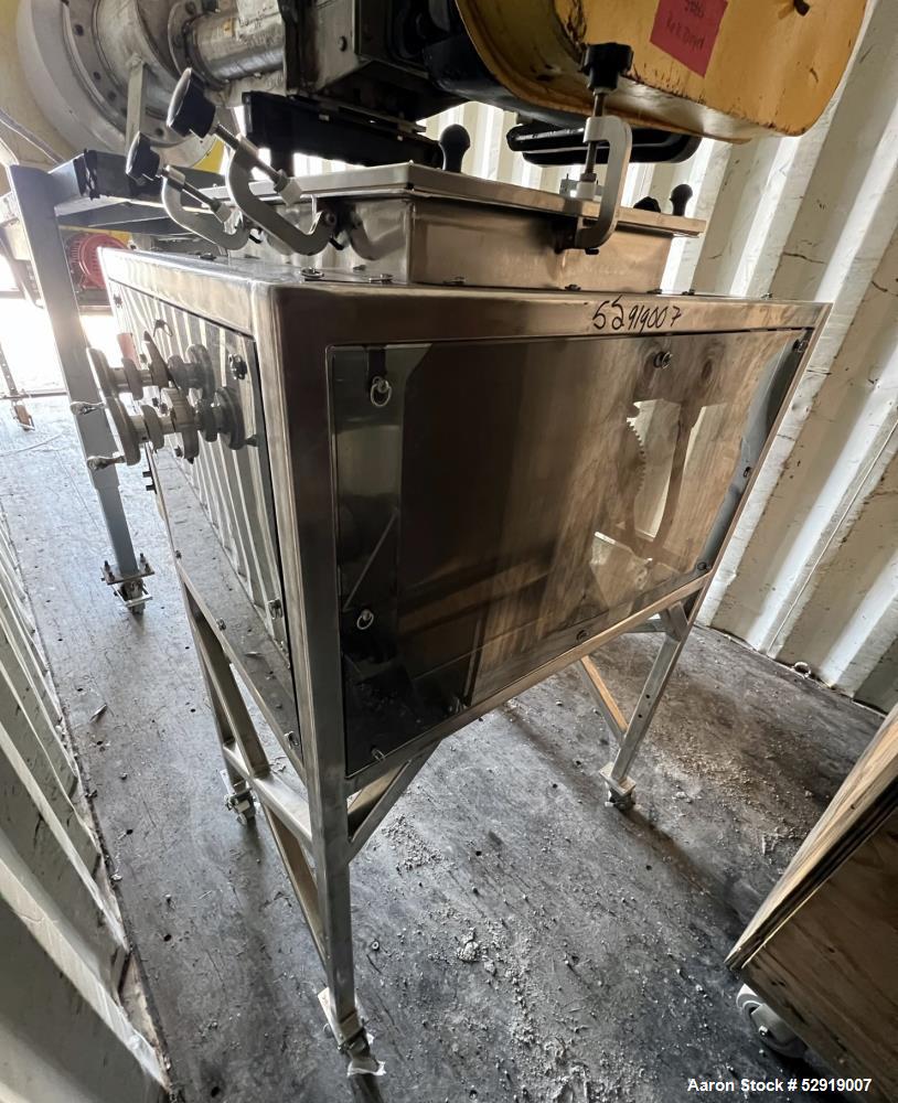 Used Paul O Abbe Stainless Steel Fluidizer – 0.7 Cu Ft for Sale