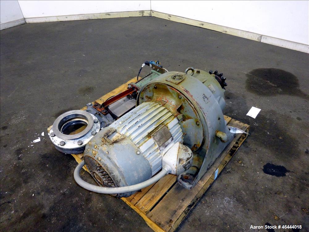 Used Young Machinery Paddle & Ribbon Blender, Size 12 42-10-0, Approximate 110 Cubic Feet Working Capacity, Carbon Steel. Non-jacketed trough 42-1/2" wide x 120" long x approximately 48" deep. Approx...