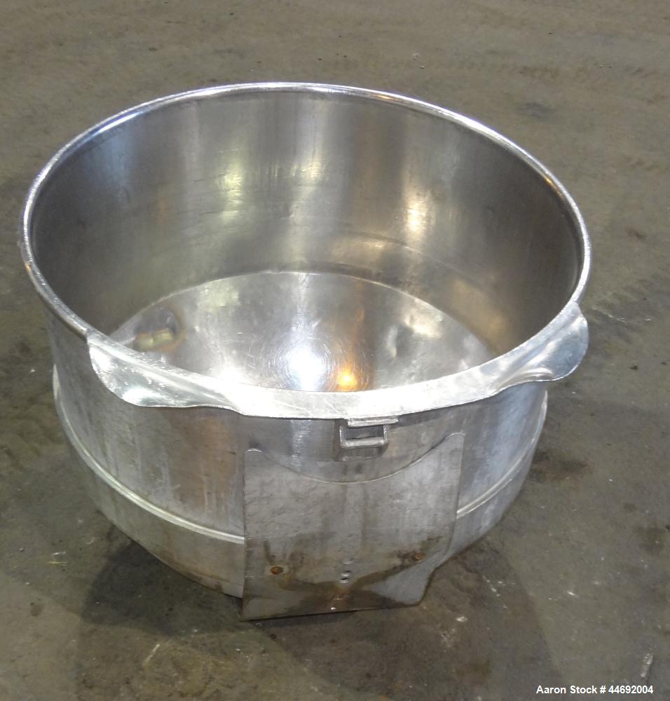 Used Stainless Steel AMF Glen 340 Quart (85 Gallon) Mixing Bowl