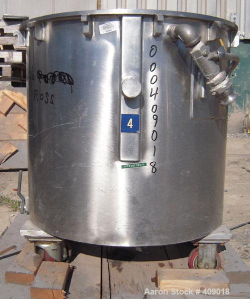 Used Ross 40 Gallon Mixing Can, 304 Stainless Steel. 25" diameter x 22" deep, stainless steel jacketed. 2" outlet. Mounted on casters.