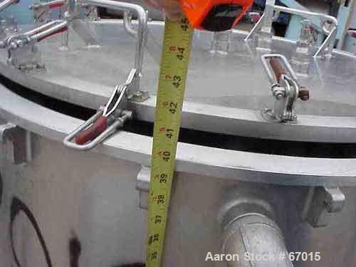 USED: Mixing can for an HDM100 (Ross) 100 gallon, 304 stainless steel,jacketed. 34" diameter x 28" straight side, flat bolt-on top, flatbottom. Includes follower plate. Openings: top (3) 1-1/2" NPT, ...