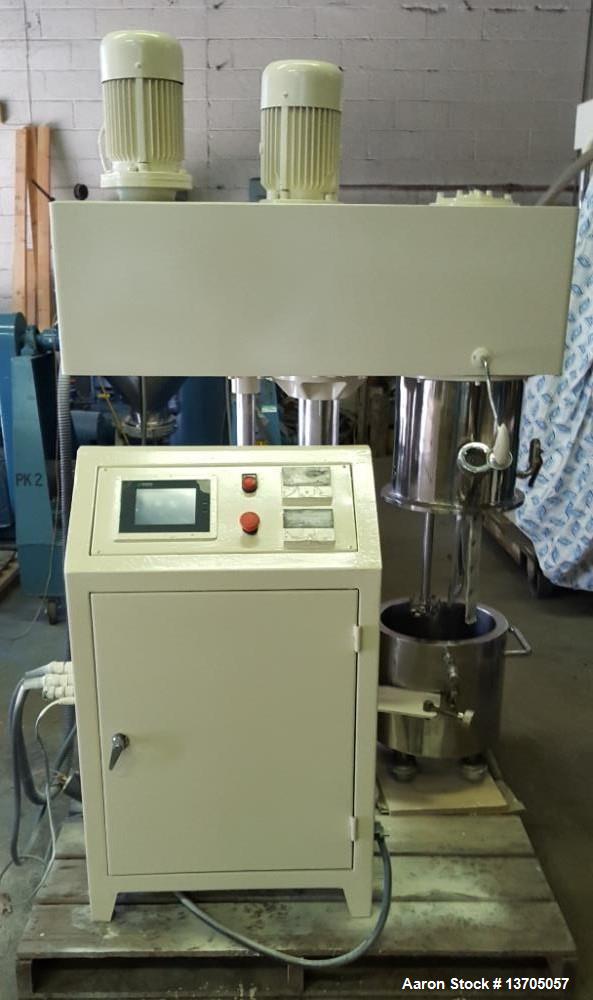 Used 15 Liter Hongyun Vacuum, Jacketed Double Planetary PowerMixer, Stainless Steel Model DLH-15. 15 Liter working capacity. Stainless Steel construction. 12" diameter x 12" deep stainless jacketed m...