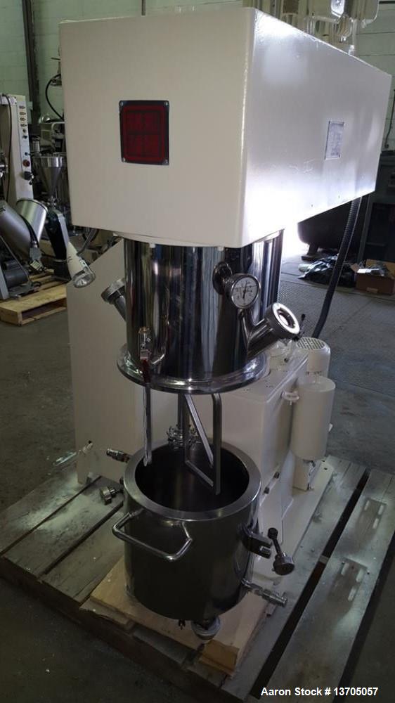 Used 15 Liter Hongyun Vacuum, Jacketed Double Planetary PowerMixer, Stainless Steel Model DLH-15. 15 Liter working capacity. Stainless Steel construction. 12" diameter x 12" deep stainless jacketed m...