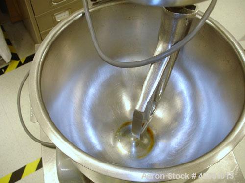 Used Hobart Mixer, Model AS 200T, 20 Quart. Stainless steel bowl and beater, 1/2 hp, 1/60/115 volt, 1725 rpm motor.