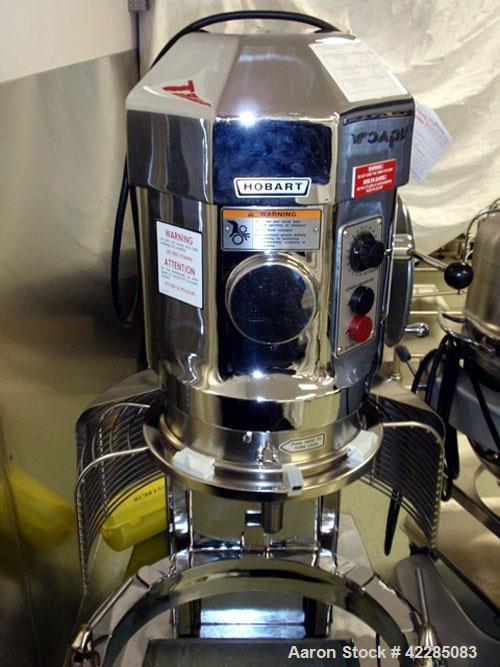Used Hobart Mixer, Model H6000T. Stainless steel construction, 60 quart capacity bowl with beater, 1.5HP, 575 volt, serial# 31-1139-137.