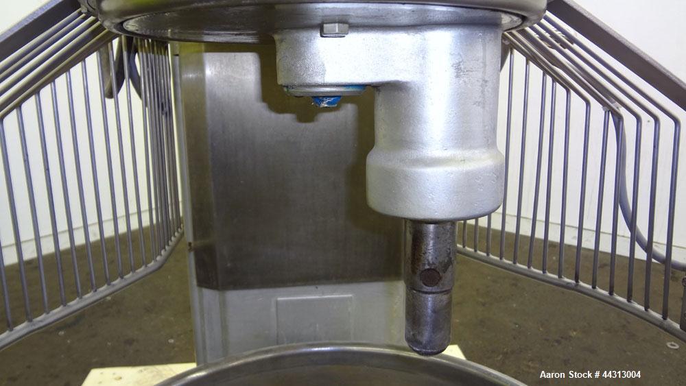Used Hobart All Purpose Mixer, Model L-800, 80 Quart Capacity. (4) Fixed speeds. Includes a wire stainless steel bowl guard, manual bowl lift, (1) 18” diameter x 20” deep carbon steel mixing bowl, (1...