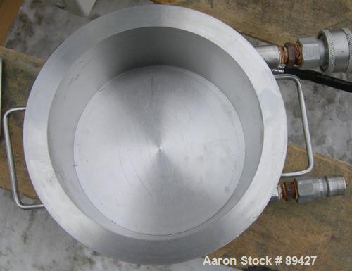 Used Premier Lab Size Vacuum Double Planetary Mixer, Model PLM 1.5, 316 stainless steel. Mixing capacity 1.40 liter (0.38 gallon), total 1.73 liter (0.46 gallon). Orbital speed 12-47 rpm, stirrers 33...
