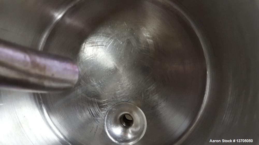 Used Ross, 4 Gallon, Model LDM-4 Jacketed, Vacuum, Double Planetary Mixer. Stainless steel construction, 1 quart to 4 gallon mixing capacity, 5-1/4 gallon total capacity. "HV"- Style mixing blades, s...