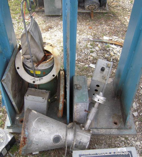 Used Littleford Plow Mixer, Model FKMD600, Carbon Steel. 11 Cubic feet working capacity, 21.9 total. Jacketed chamber 32" diameter x 49" straight side, rated 75 psi at 325 deg F. Approximate 5" diame...
