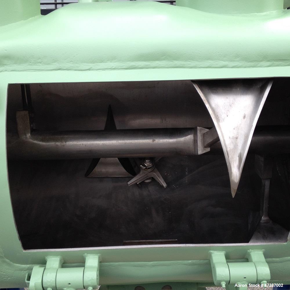 Used Lodige Plow Mixer, stainless steel 316. Max capacity 79.28 gallons (300 liters). Max. pressure 0.5 bar. Max. temperature 230 F (110 C).