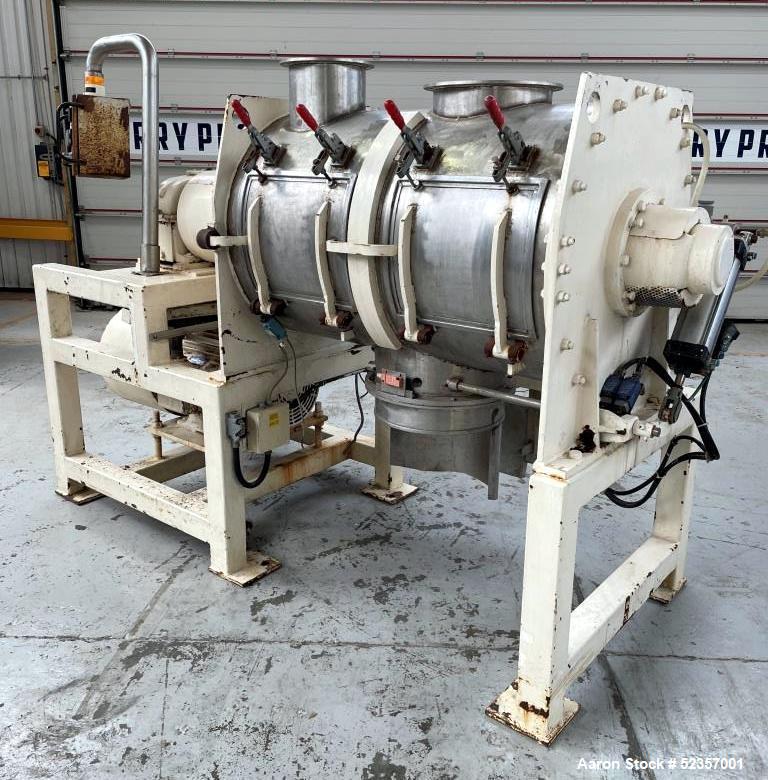 Used- Morton Machine Plow Mixer, Model FKM600D, 321 Stainless Steel. Total capacity 21.18 cubic foot (600 liter), working ca...