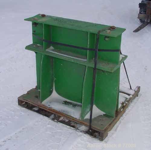 USED: Welex cooler, model 1200, stainless steel, 26 cu ft, carbonsteel jacketed chamber, 30" diameter x 100" long, carbon steel shaft5-1/2" diameter, non-continuous stainless steel blades, driven by ...
