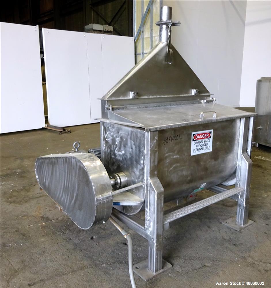 Used Ribbon Blender, Approximate 11.9 Working Cubic Feet Capacity, 304 Stainles