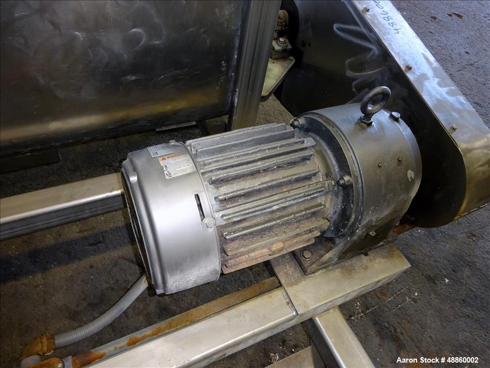Used Ribbon Blender, Approximate 11.9 Working Cubic Feet Capacity, 304 Stainles