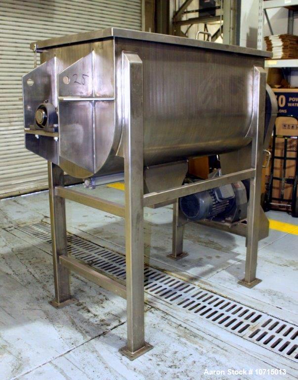 NEW- Paul O Abbe Model IMB-25. 25 Cubic Foot Ribbon Blender.