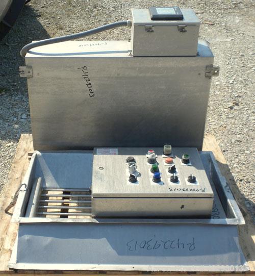 Used J.H. Day Double Spiral Ribbon Blender, model F, 54 cubic feet working capacity (59 total), 316 stainless steel. Jacketed trough 34" wide x 90" long x approximately 40" deep, rated 14.9 psi. 304 ...
