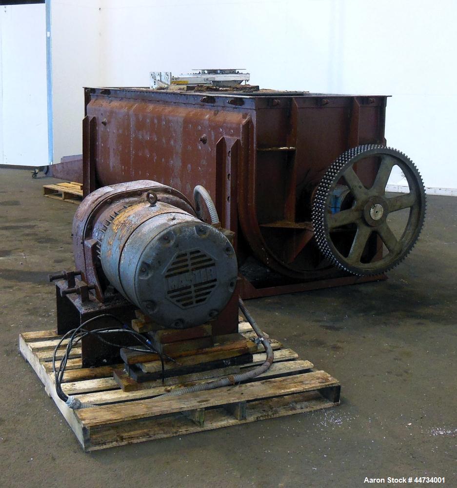 Used J.H. Day Double Spiral Ribbon Blender, 100 Cubic Feet Working Capacity (115 Total), 304 Stainless Steel Clad. Carbon steel jacketed trough 40" wide x 120" long x approximately 47" deep, no ratin...