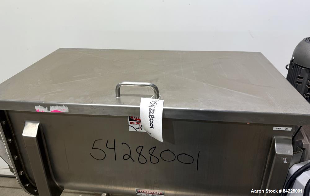 10 Cu Ft Staley Stainless Steel Ribbon Blender – Model L010DS for Sale